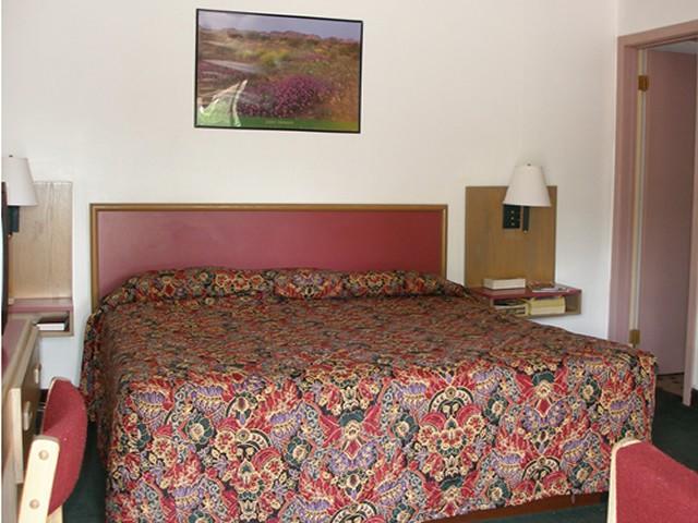 Knights Inn Center Valley Rom bilde